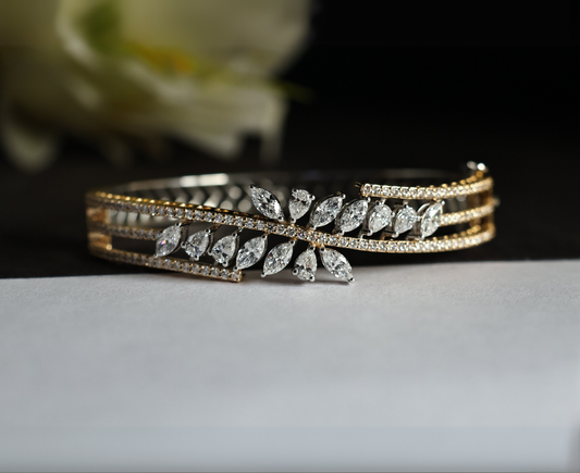 Fancy Lab Grown Diamond Bracelet in Yellow Gold